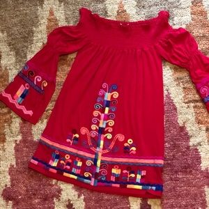 Embroidered off-the-shoulder dress!!